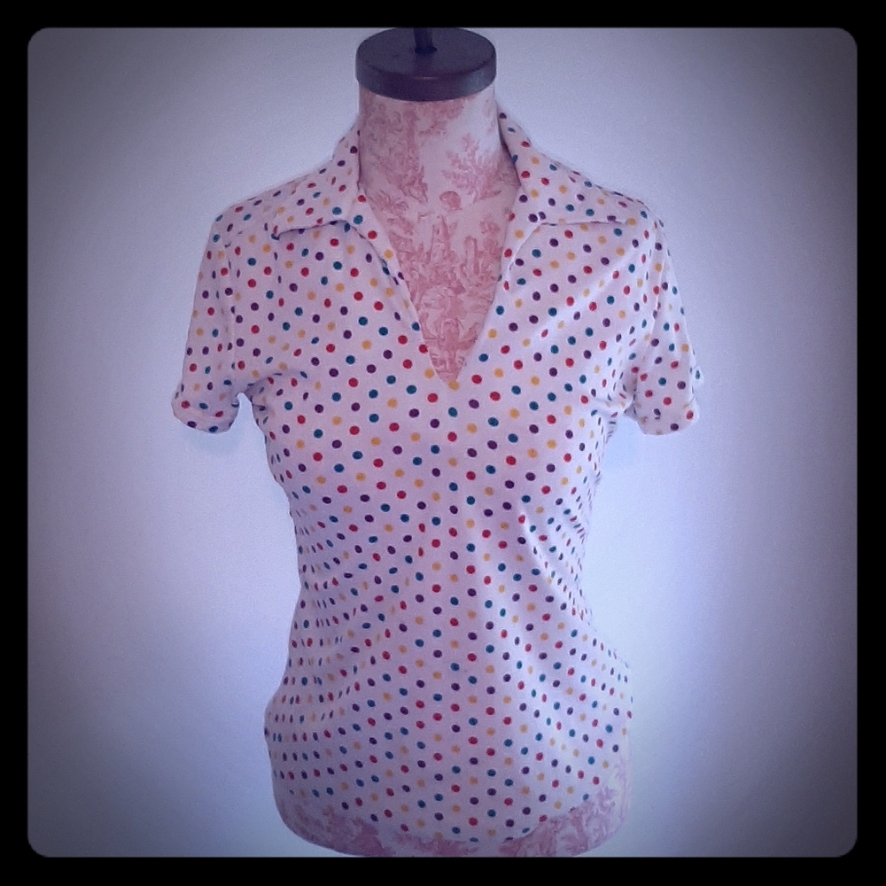 VTG Jane Holly V-Neck. 100% POLYESTER